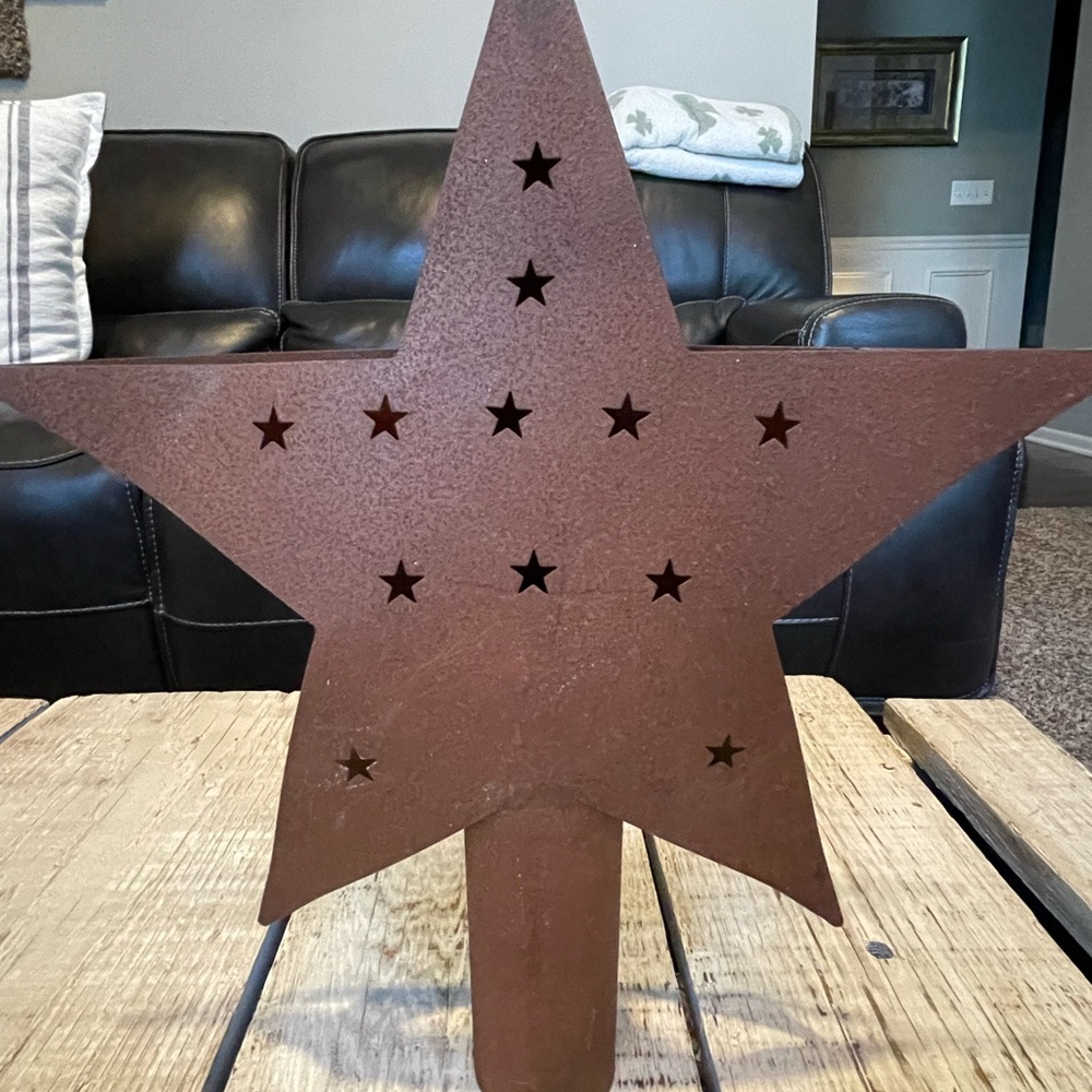 Rustic Brown Star Tree Topper - Picture 2 of 7